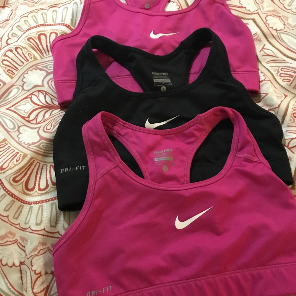 Bundle Nike pro sports bras